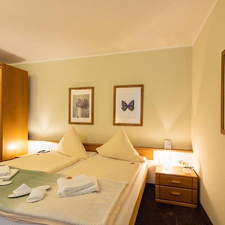 Hotel Nibelungen Hof 크산텐 외부 사진