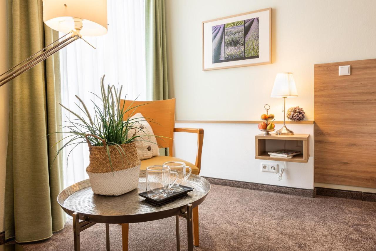 Hotel Nibelungen Hof 크산텐 외부 사진