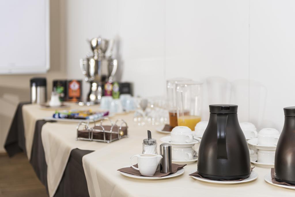 Hotel Nibelungen Hof 크산텐 외부 사진
