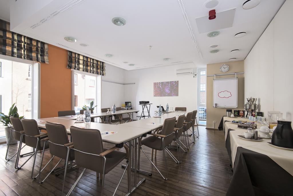 Hotel Nibelungen Hof 크산텐 외부 사진